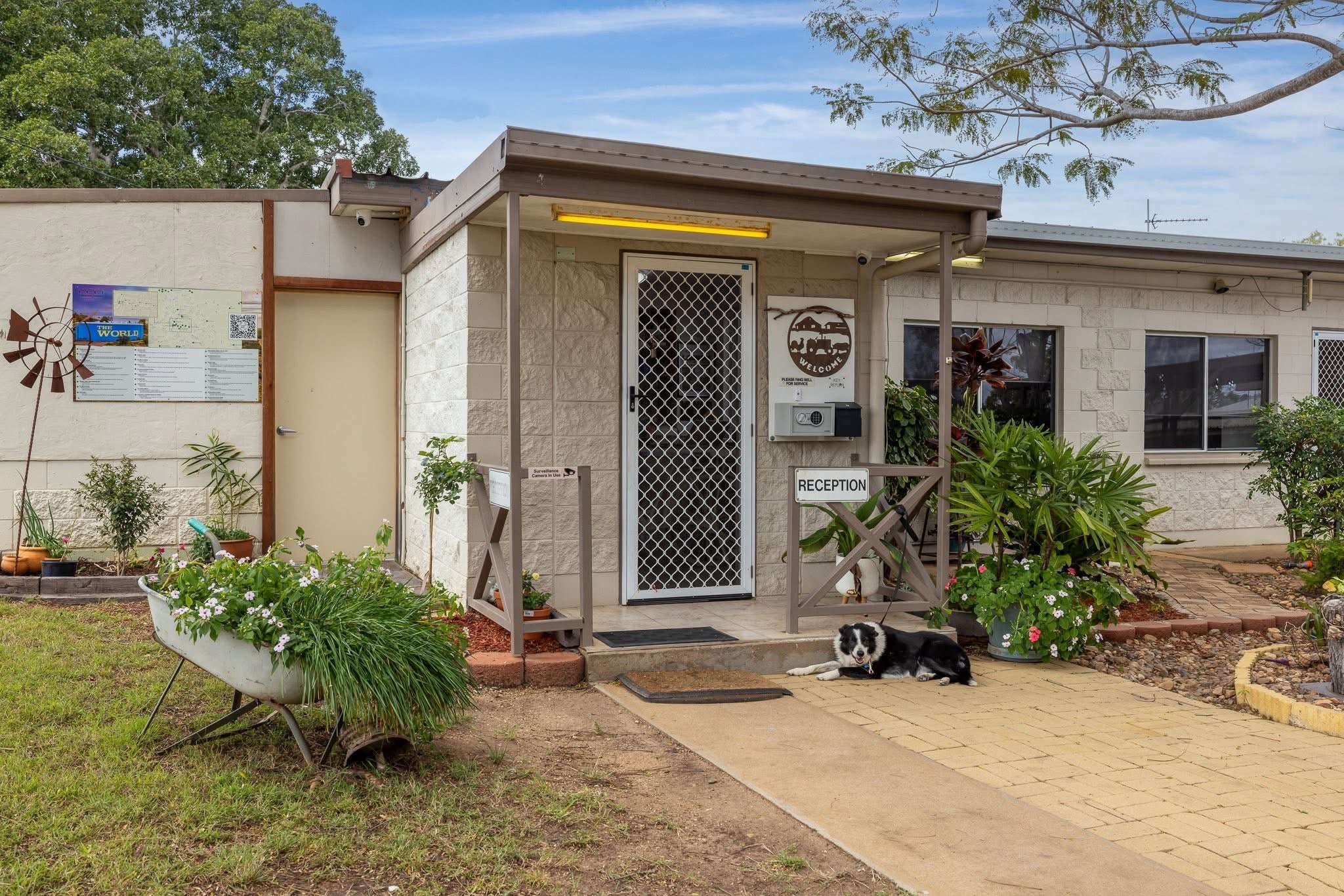 HILLVIEW MOTEL